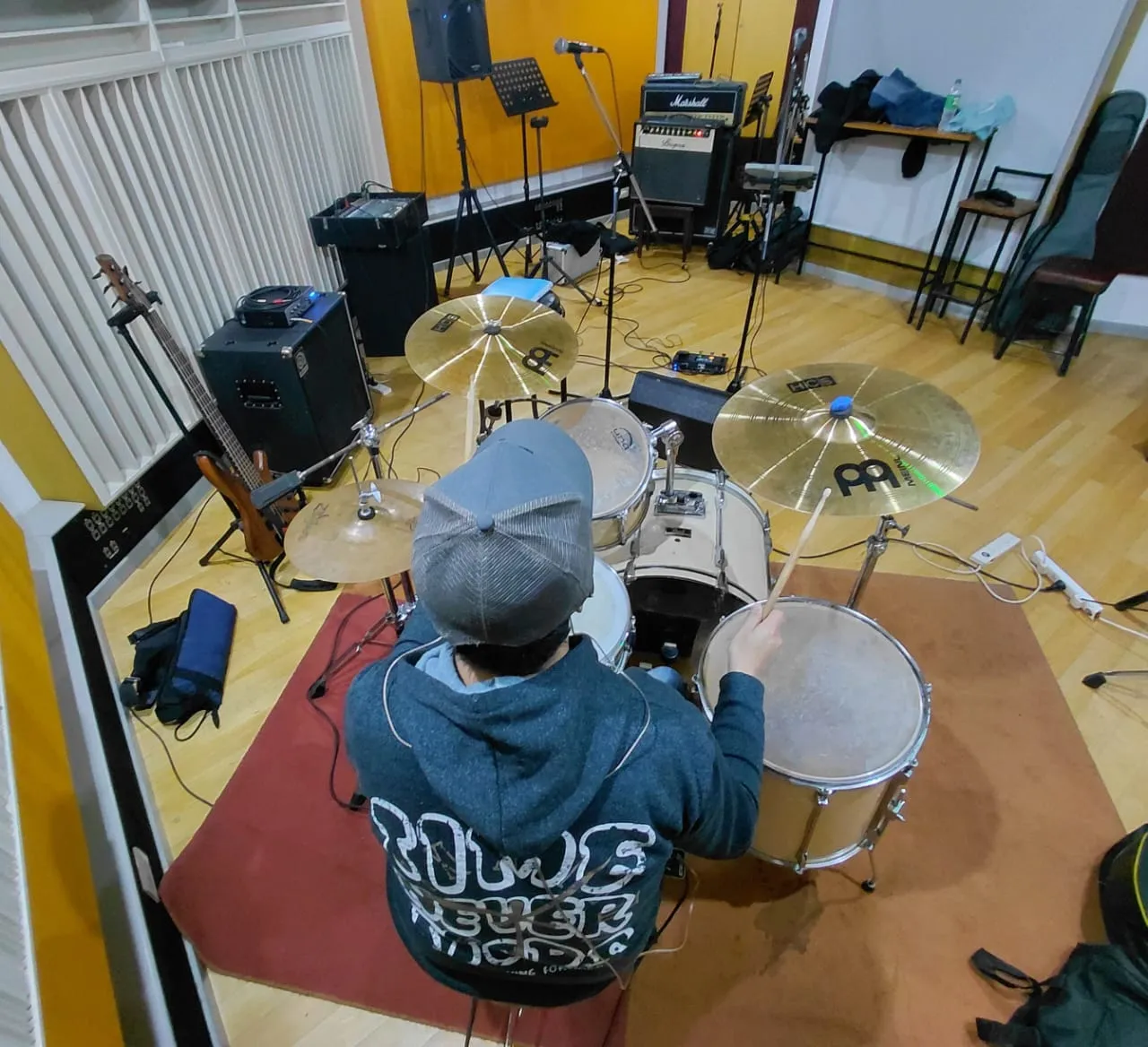 LIVE ROCK SESSION - QQD BAND