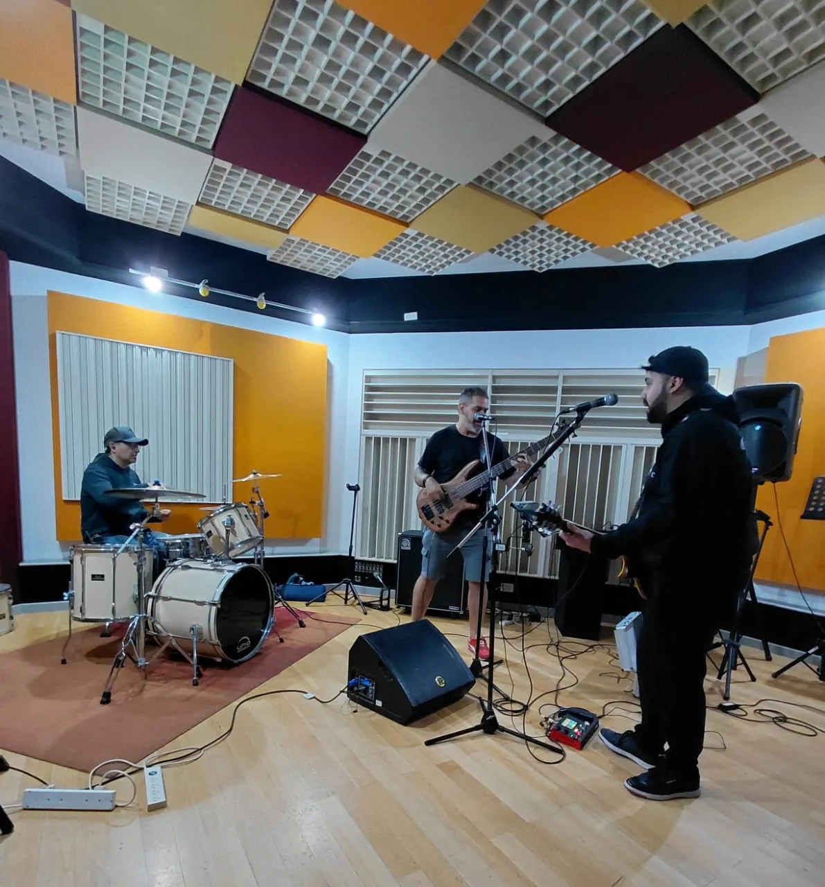 LIVE ROCK SESSION - QQD BAND